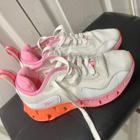 KAWAII GIRL REBOOK RUNNING SHOES  ZIG ZAG DYNAMICA  SZ 2Y WHITE HOT PINK ORANGE - Picture 4 of 13